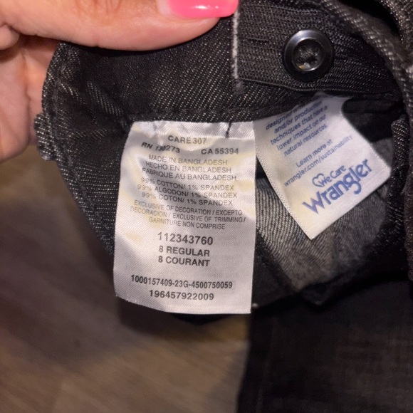 Wrangler Boy’s Black Tapered Jeans - Picture 3 of 5